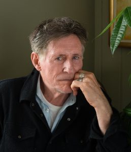 Picture of Gabriel Byrne resting his head on his hand